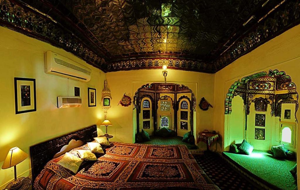 Deogarh Mahal Hotel Devgarh  Bilik gambar