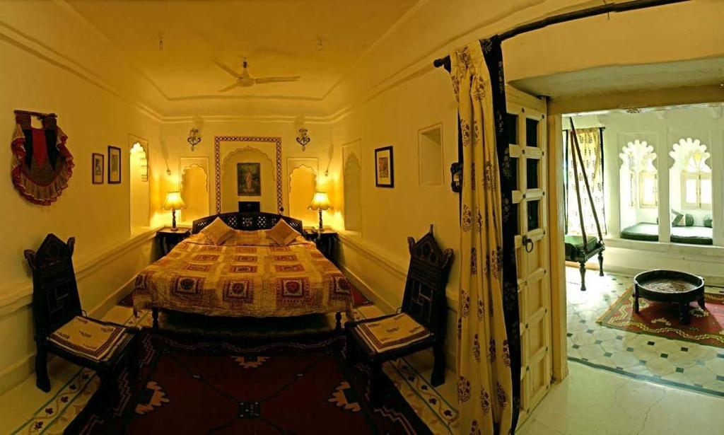 Deogarh Mahal Hotel Devgarh  Bilik gambar