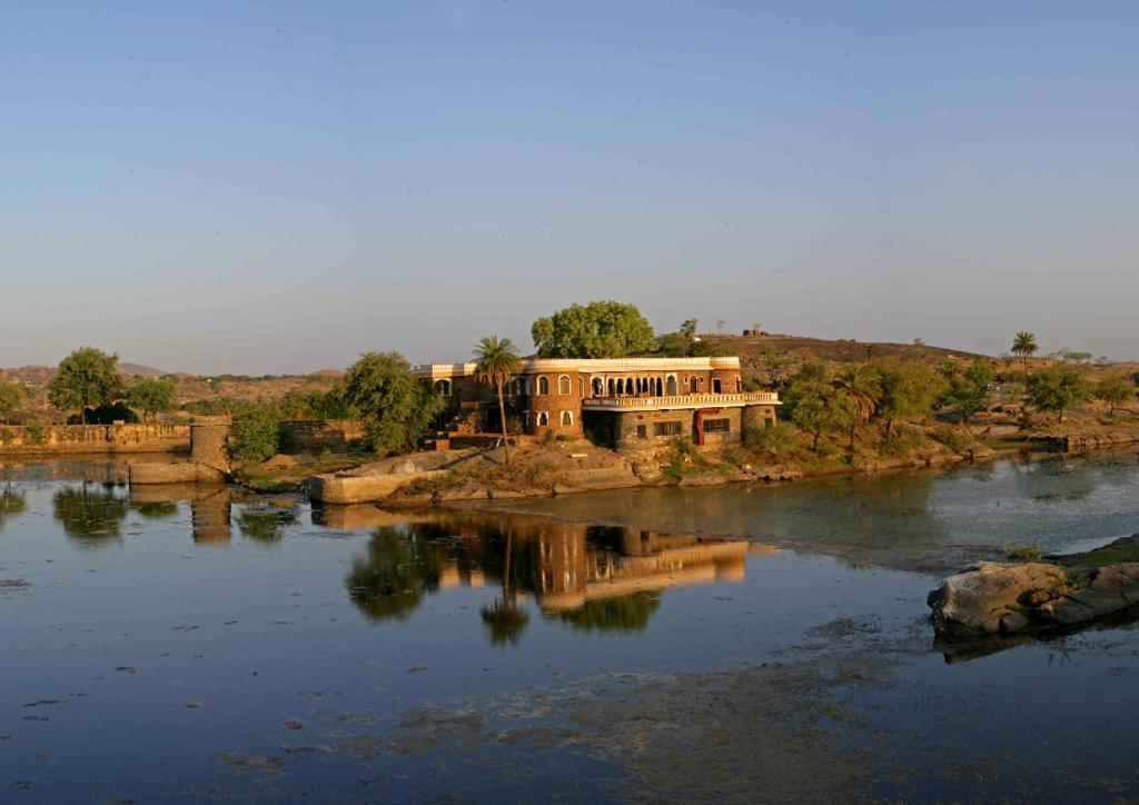 Deogarh Mahal Hotel Devgarh  Bilik gambar