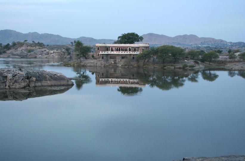 Deogarh Mahal Hotel Devgarh  Bilik gambar