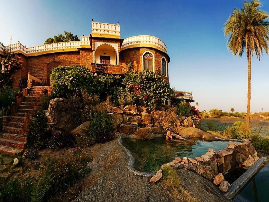 Deogarh Mahal Hotel Devgarh  Bilik gambar